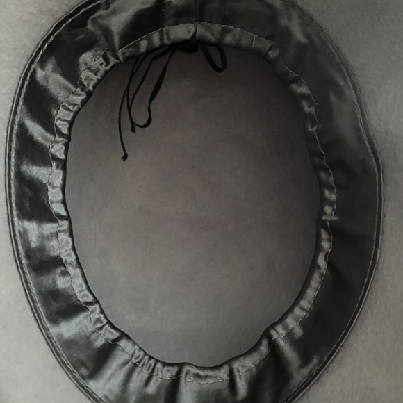 Vintage style wool felt cloche hat - Picture 5 of 5